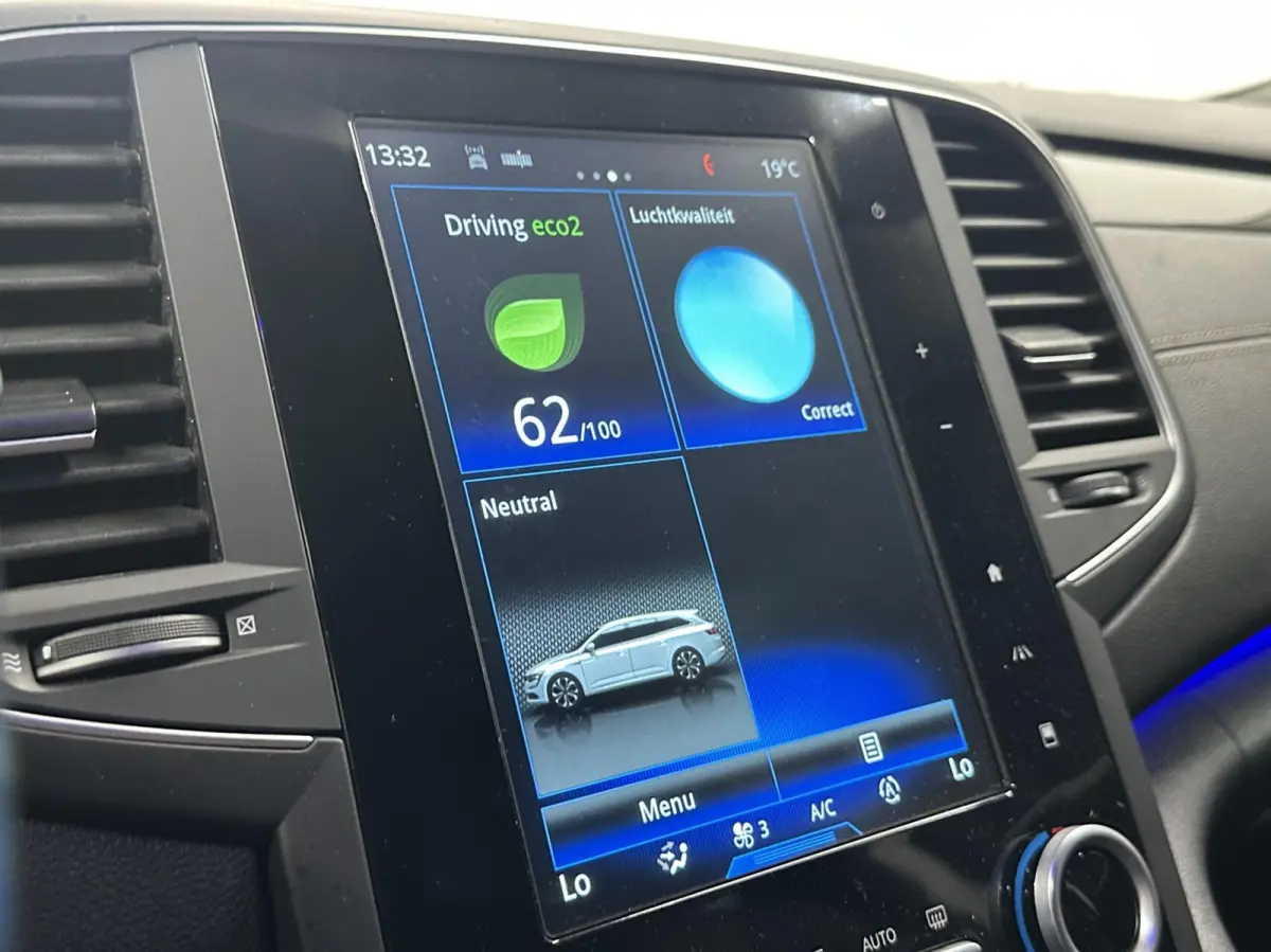 1.6 TCe Intens NAVI TREKHAAK CAMERA CRUISE LM ECC.