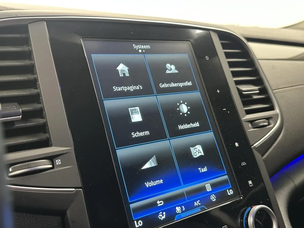 1.6 TCe Intens NAVI TREKHAAK CAMERA CRUISE LM ECC.