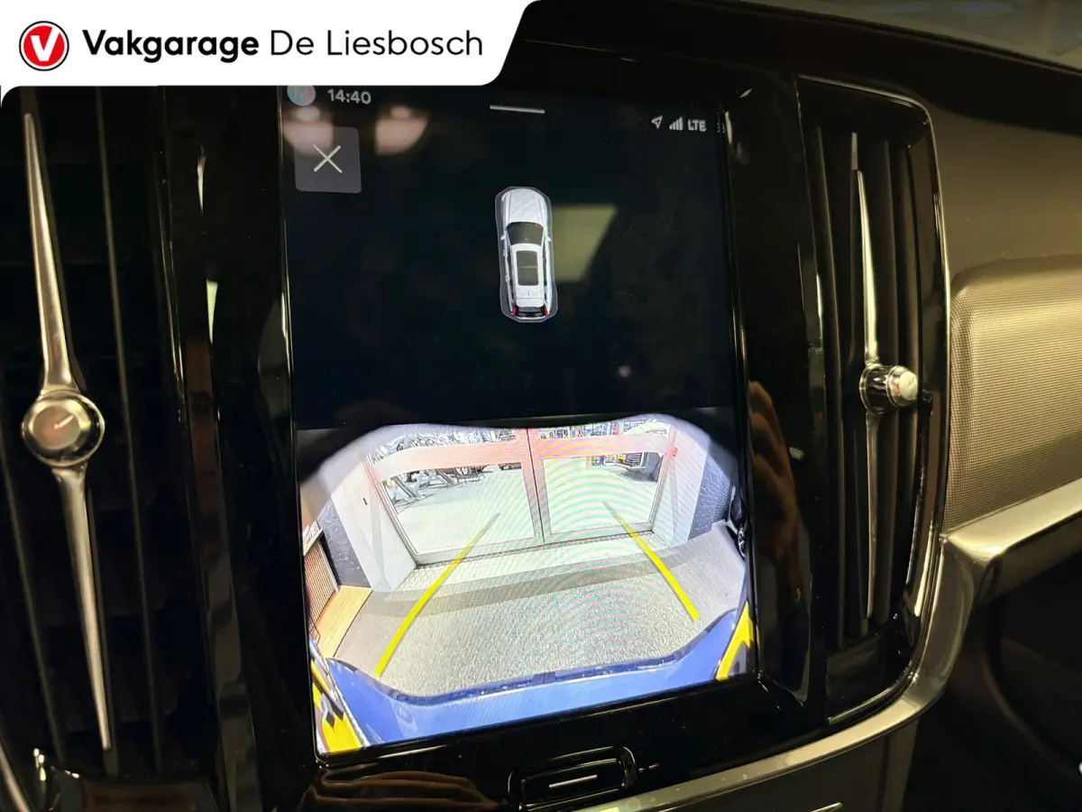 2.0 T8 Plug-in hybrid AWD Ultimate Dark / Panoramadak / leder / trekhaak / camera / Harman Kardon audio