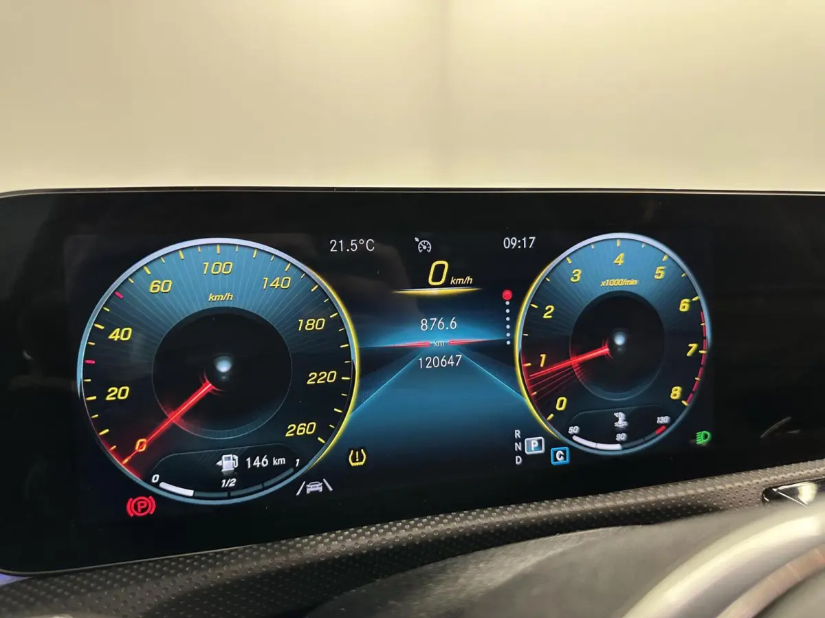 180 Business Solution Luxury PANO CAMERA SFEERVERLICHTING NAVI CARPLAY.