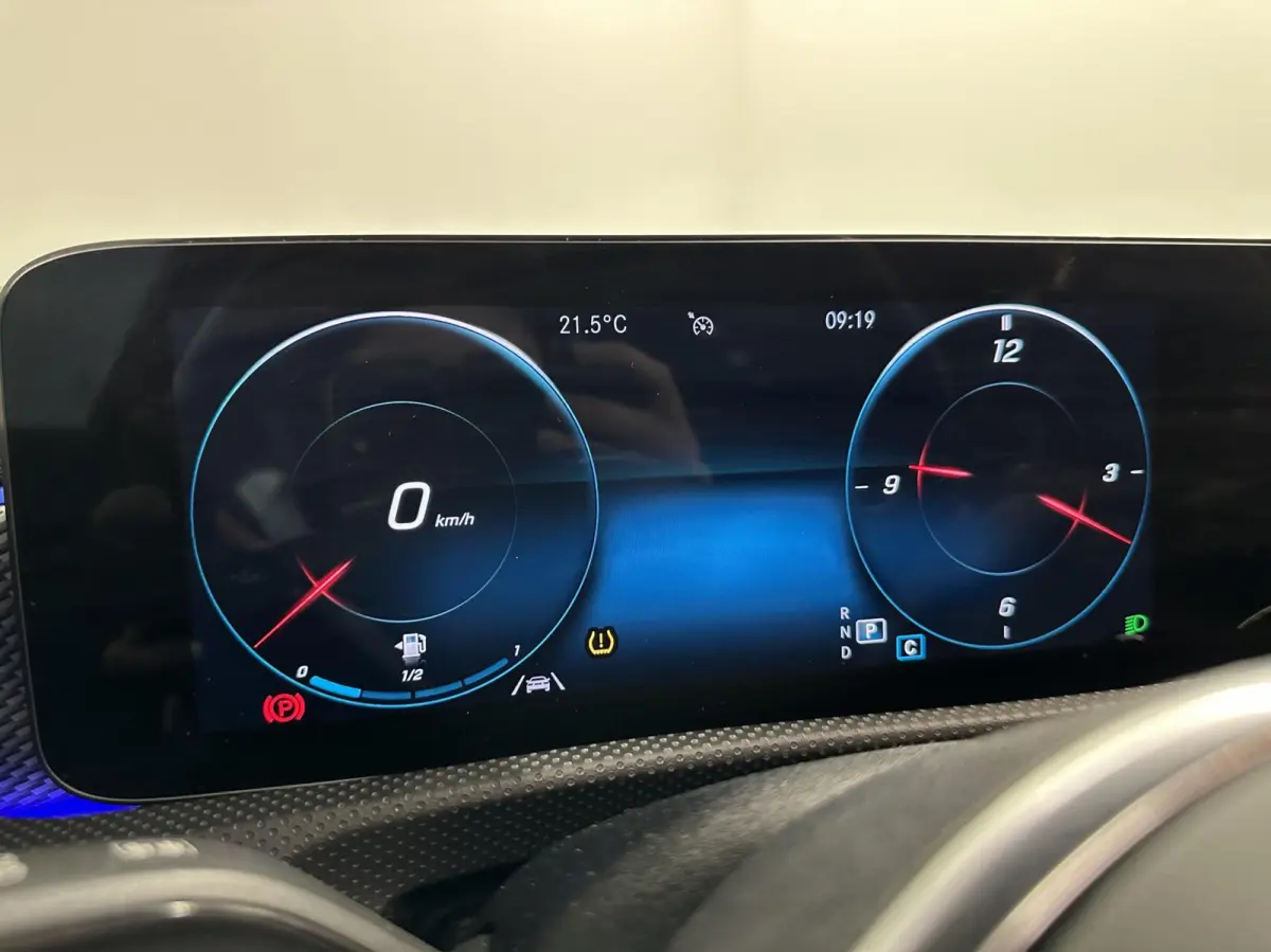 180 Business Solution Luxury PANO CAMERA SFEERVERLICHTING NAVI CARPLAY.