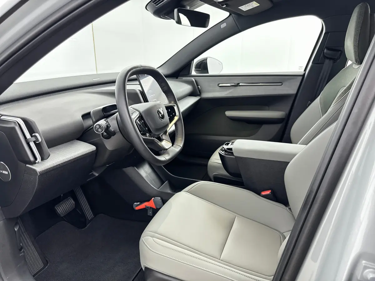 Single Motor Extended Range Plus 69 kWh | 19" | Wool Blend | Stoel/Stuurverwarming | Warmtepomp | Keyless | Elektr. Achterklep | Harman Kardon | Adaptieve Cruise | BLIS