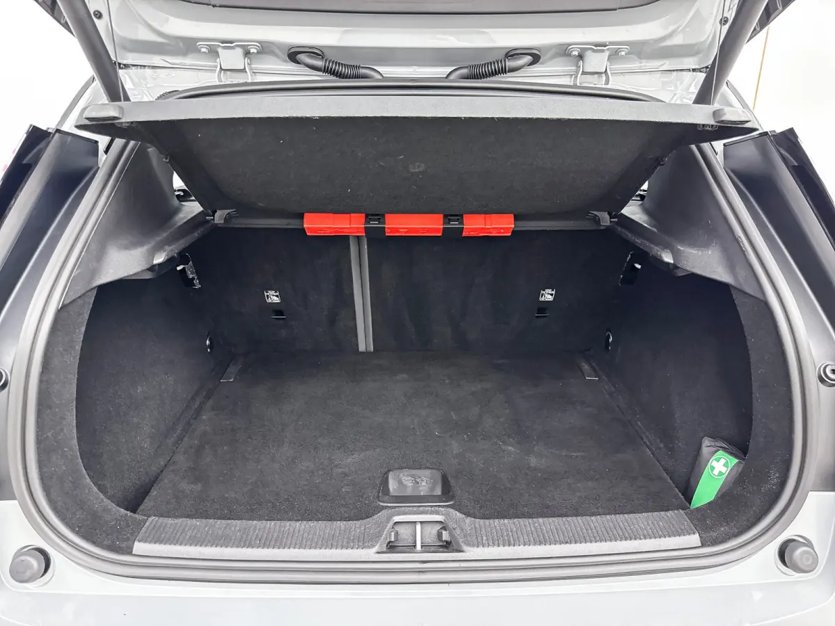 Single Motor Extended Range Plus 69 kWh | 19" | Wool Blend | Stoel/Stuurverwarming | Warmtepomp | Keyless | Elektr. Achterklep | Harman Kardon | Adaptieve Cruise | BLIS