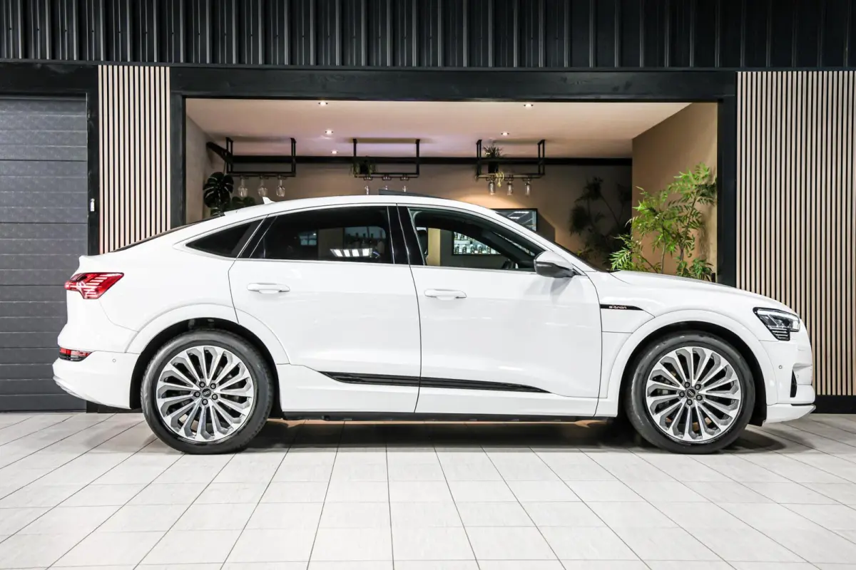 50 quattro 71 kWh Pro line|Pano|ACC