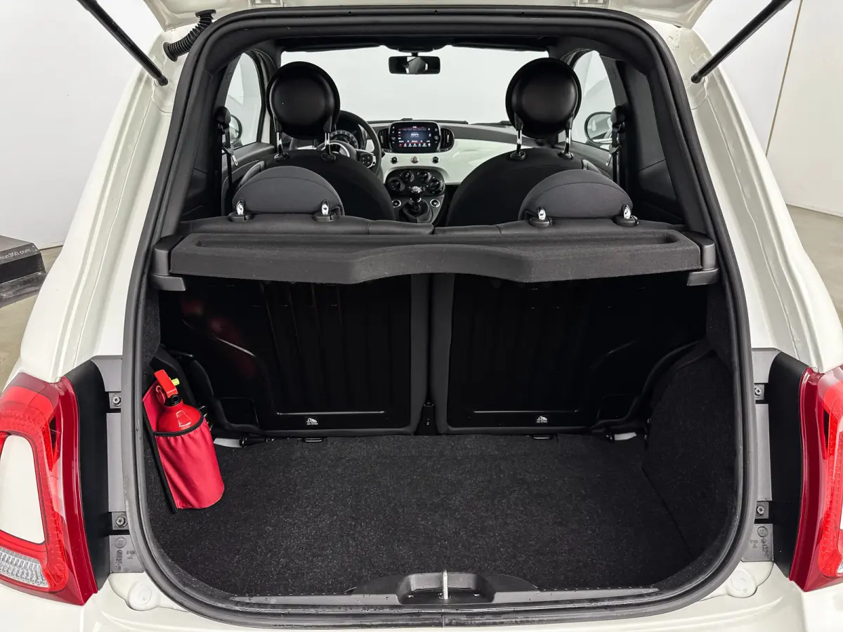 1.0 Hybrid Dolcevita | 15" | Panoramadak | Carplay | Cruise Control | PDC Achter | Climate Control