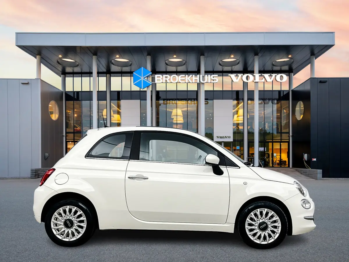1.0 Hybrid Dolcevita | 15" | Panoramadak | Carplay | Cruise Control | PDC Achter | Climate Control