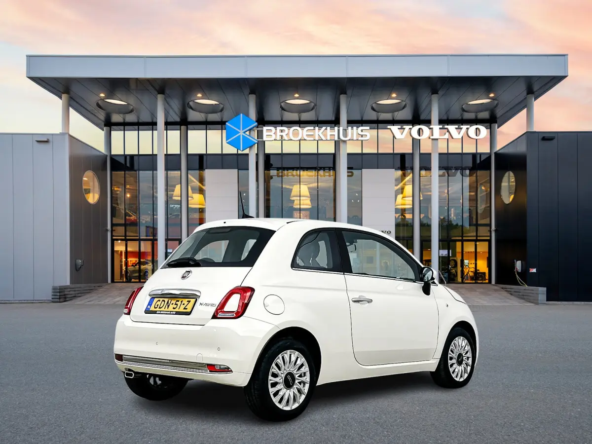 1.0 Hybrid Dolcevita | 15" | Panoramadak | Carplay | Cruise Control | PDC Achter | Climate Control