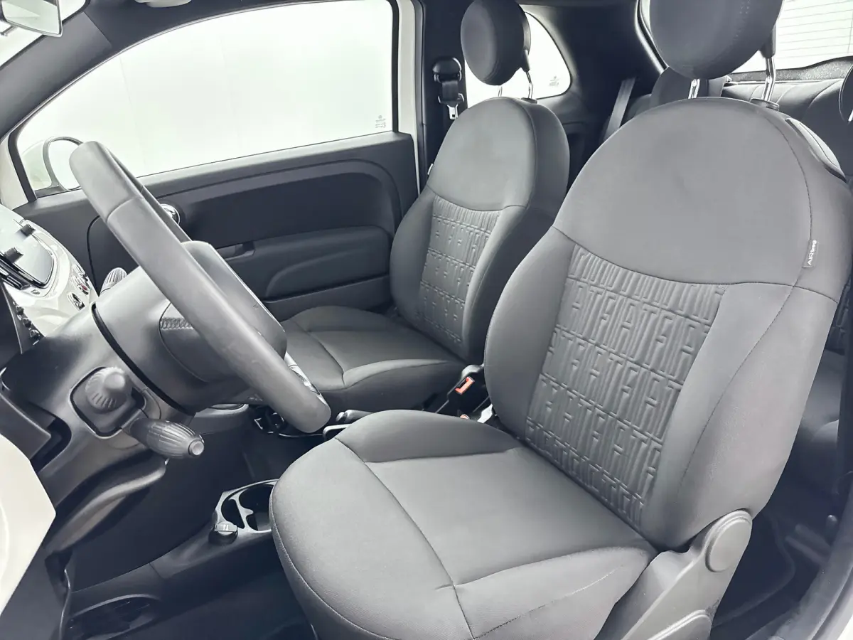 1.0 Hybrid Dolcevita | 15" | Panoramadak | Carplay | Cruise Control | PDC Achter | Climate Control