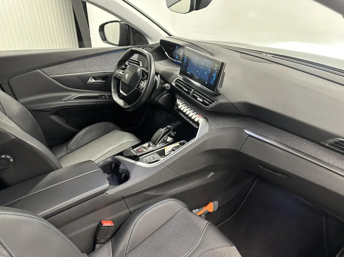 1.6 HYbrid 225 Allure Pack Business CARPLAY NAVI ECC ADAPTIEF CRUISE.