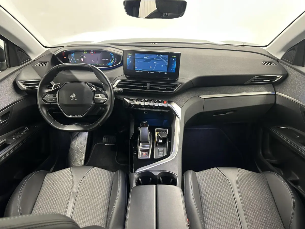 1.6 HYbrid 225 Allure Pack Business CARPLAY NAVI ECC ADAPTIEF CRUISE.