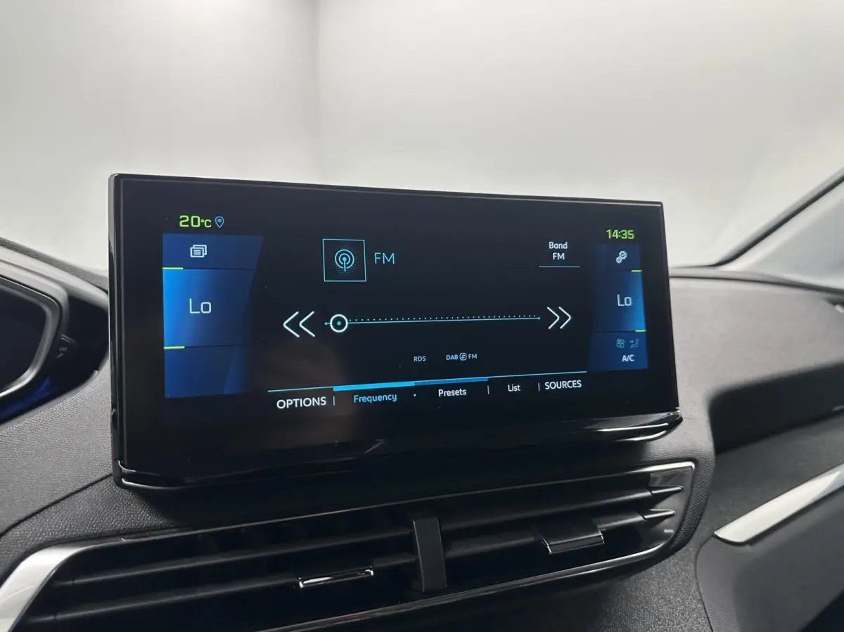 1.6 HYbrid 225 Allure Pack Business CARPLAY NAVI ECC ADAPTIEF CRUISE.