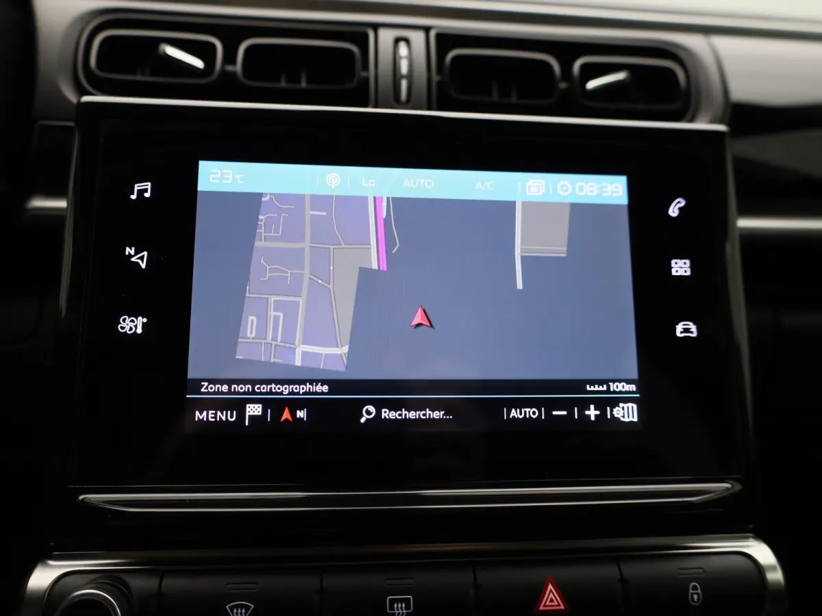 1.2 PureTech Feel | APPLE CARPLAY - ANDROID AUTO | CRUISE CONTROL | AIRCO | LED | PARKEERSENSOREN | NAVIGATIE | DAB RADIO |