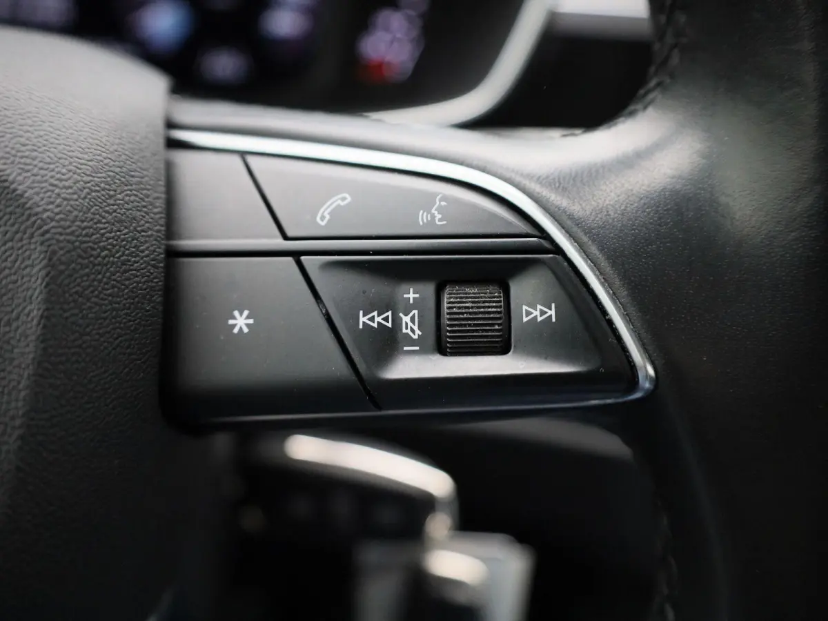 35 TFSI Pro Line | AUTOMAAT | ELEKTRISCHE ACHTERKLEP | ACHTERUITRIJCAMERA | APPLE CARPLAY | ANDROID AUTO | CRUISE CONTROL | CLIMATE CONTROL | DIGITAL COCKPIT | VERLICHTING AUTOMATISCH |