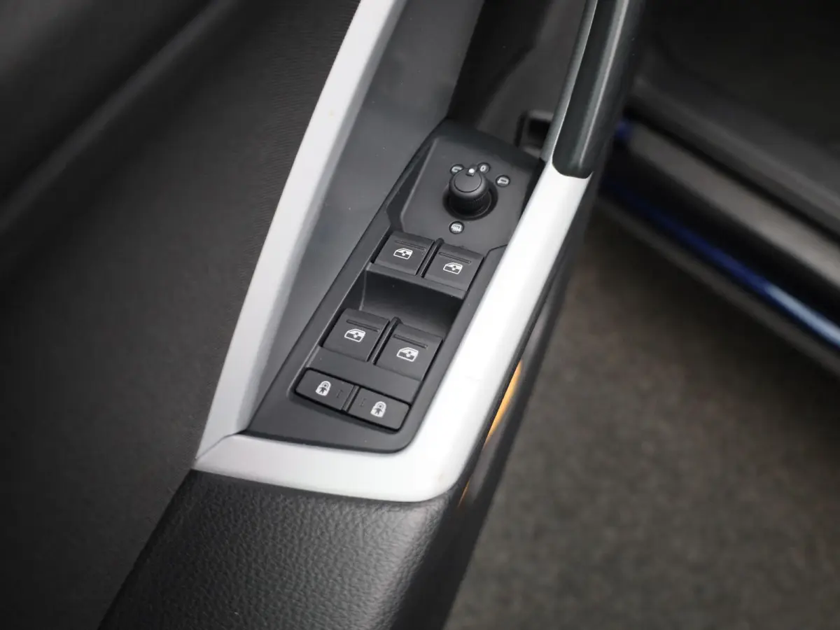 35 TFSI Pro Line | AUTOMAAT | ELEKTRISCHE ACHTERKLEP | ACHTERUITRIJCAMERA | APPLE CARPLAY | ANDROID AUTO | CRUISE CONTROL | CLIMATE CONTROL | DIGITAL COCKPIT | VERLICHTING AUTOMATISCH |