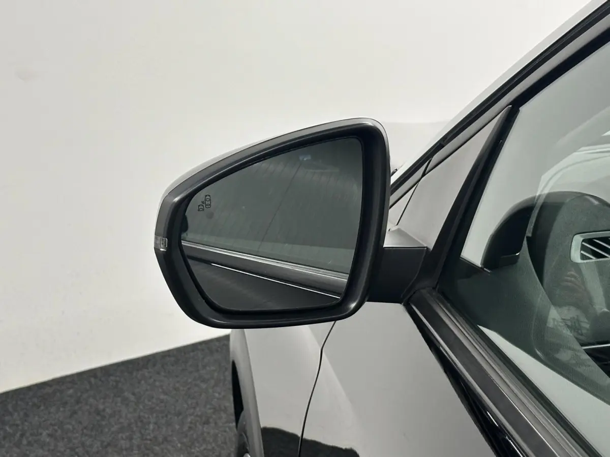 1.2 PureTech Blue Lease Avantage NAVI CAMERA CRUISE LM ECC.