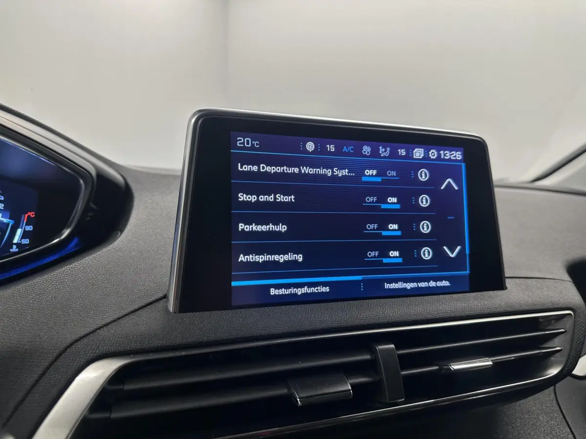 1.2 PureTech Blue Lease Avantage NAVI CAMERA CRUISE LM ECC.