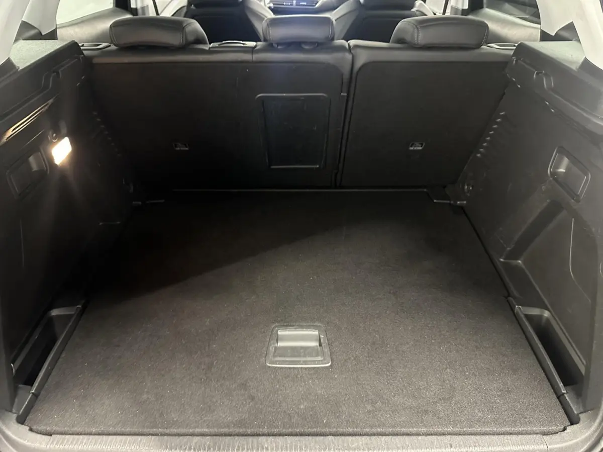 1.2 PureTech Blue Lease Avantage NAVI CAMERA CRUISE LM ECC.