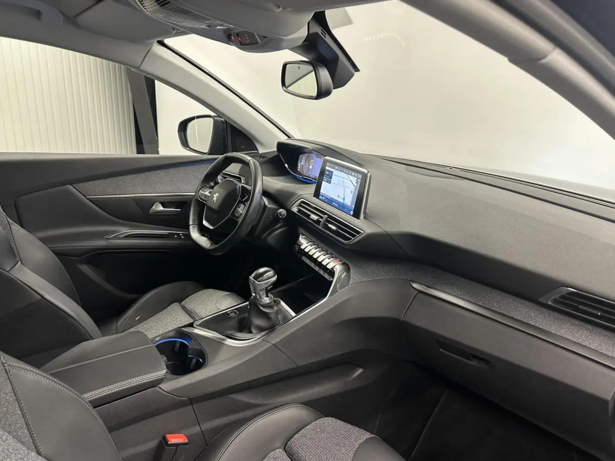 1.2 PureTech Blue Lease Avantage NAVI CAMERA CRUISE LM ECC.