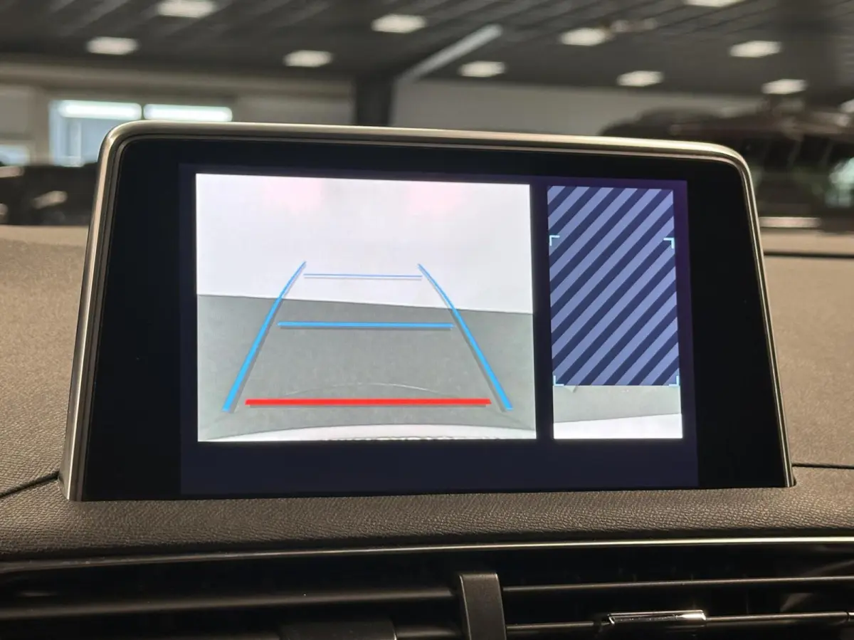 1.2 PureTech Blue Lease Avantage NAVI CAMERA CRUISE LM ECC.