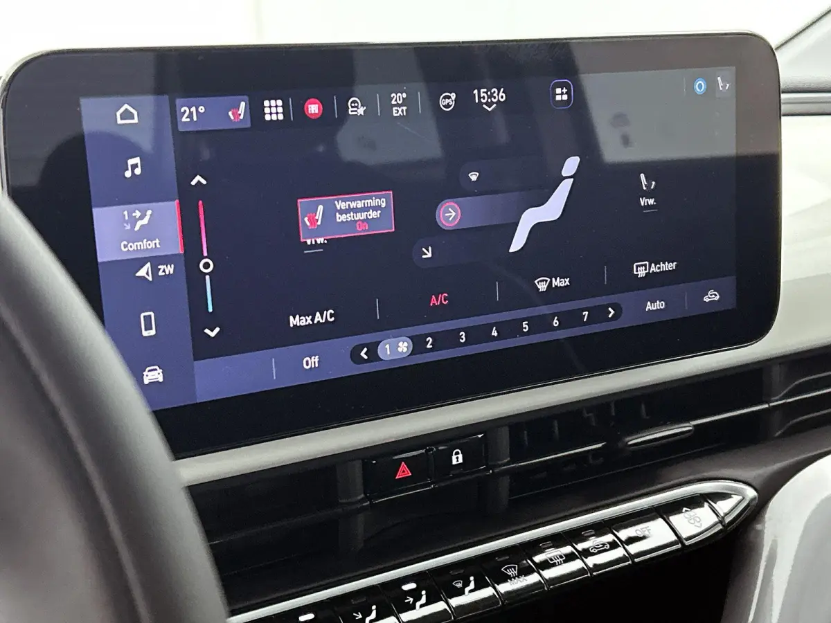 Icon 42 kWh | Apple Carplay/Android Auto | Climate Control | Adaptieve Cruise Control | Camera | Dodehoekdetectie | 16"LMV | LED |