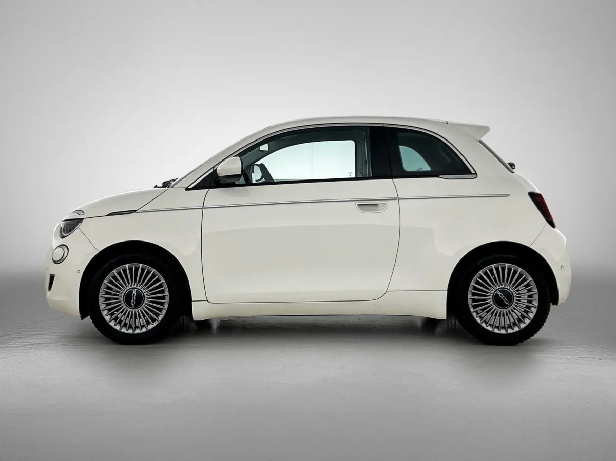 Icon 42 kWh | Apple Carplay/Android Auto | Climate Control | Adaptieve Cruise Control | Camera | Dodehoekdetectie | 16"LMV | LED |