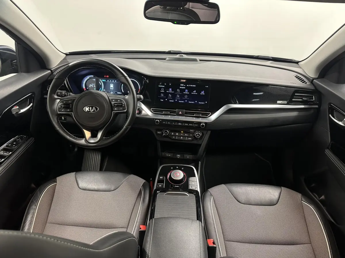 DynamicLine 39 kWh NAVI CAMERA CARPLAY ADAPTIEF CRUISE ECC.