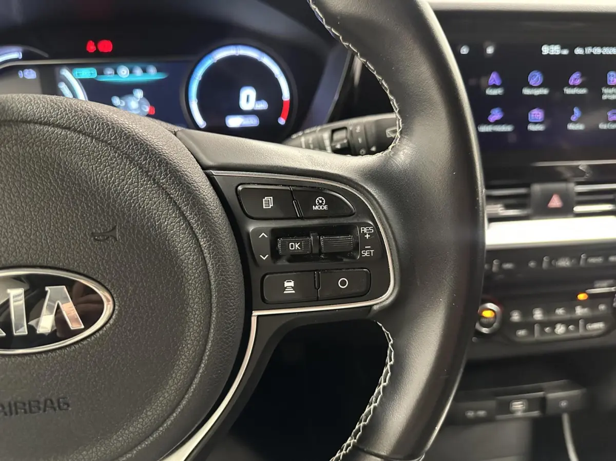 DynamicLine 39 kWh NAVI CAMERA CARPLAY ADAPTIEF CRUISE ECC.