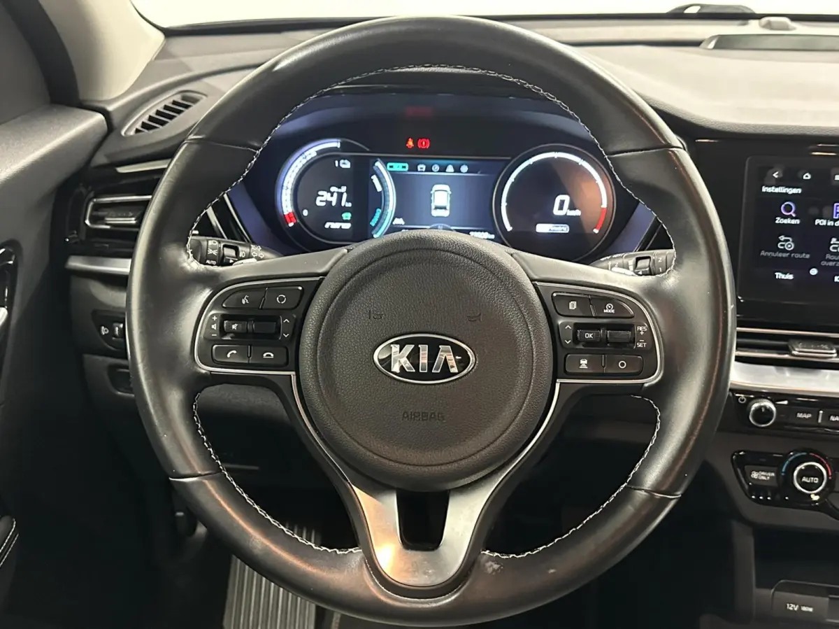 DynamicLine 39 kWh NAVI CAMERA CARPLAY ADAPTIEF CRUISE ECC.