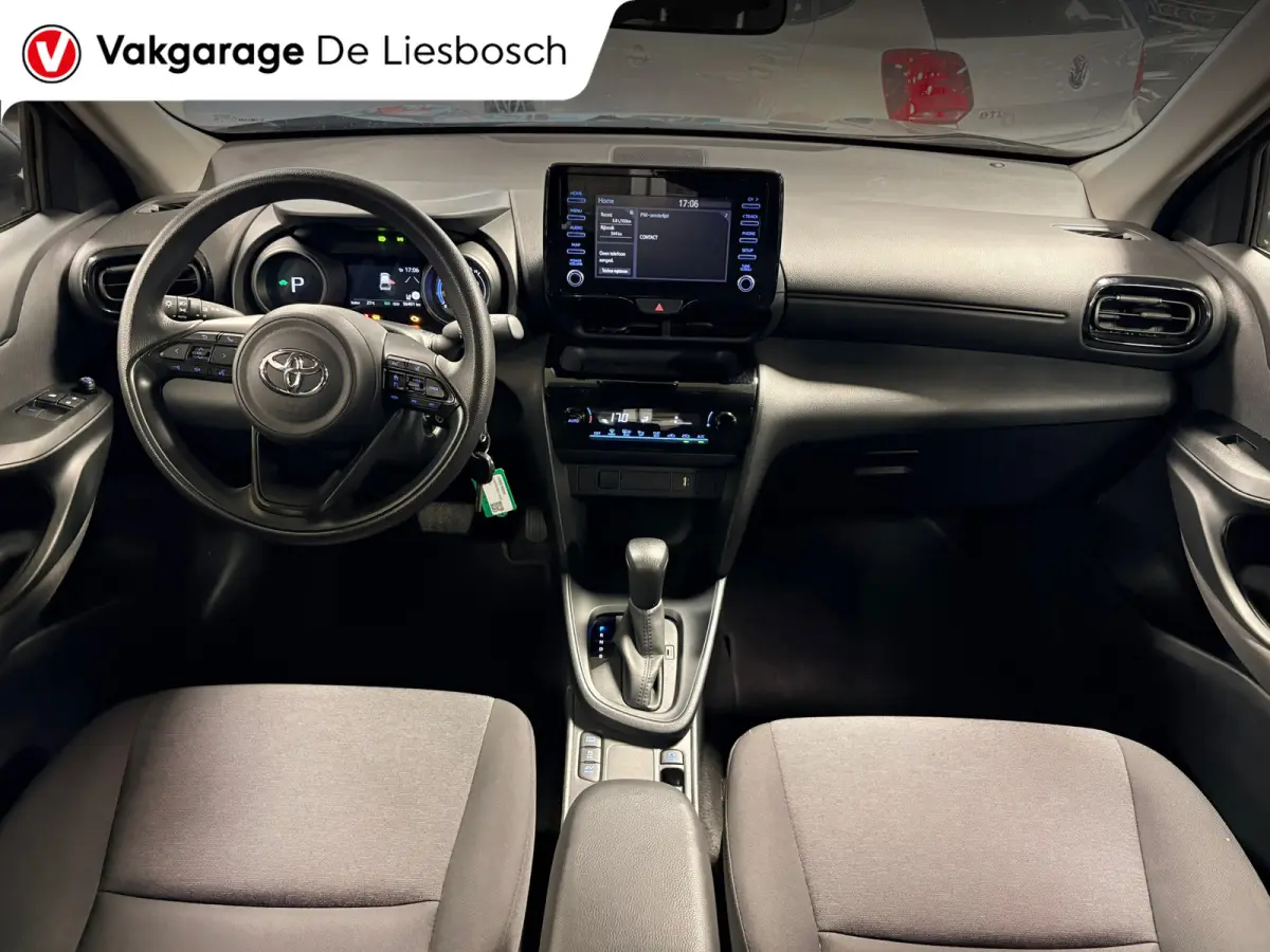 1.5 Hybrid 115 Active / Climatecontrol / PDC / Carplay