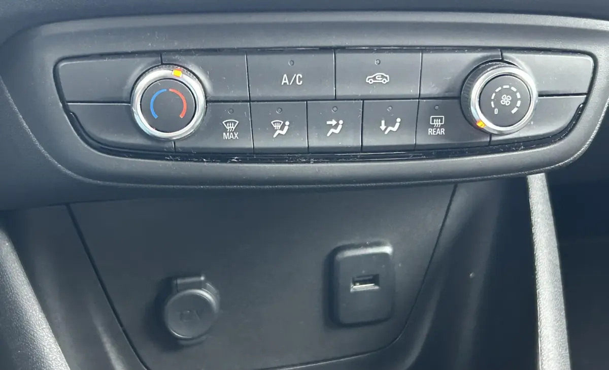 1.2 Turbo Innovation 110PK | NL AUTO | NAP | D Riem Vervangen in 2025 | 2 Sleutels | Airco | Cruise Control |