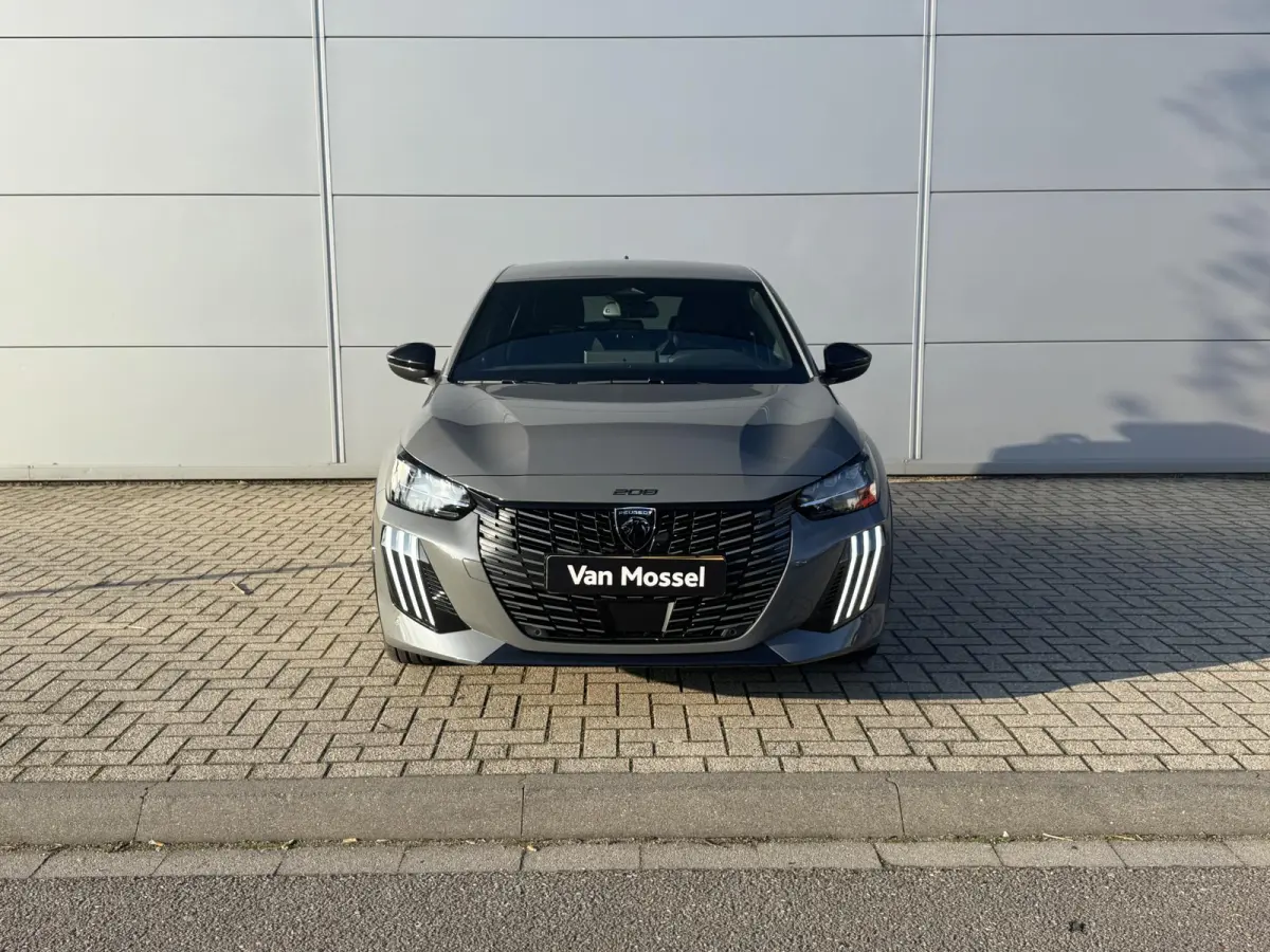 1.2 Hybrid 145 e-DCS6 GT | Alcantara bekleding | Elektrisch verstelbare stoelen | Stoelverwarming/Stoelmassage | Camera | Adaptieve Cruise Control