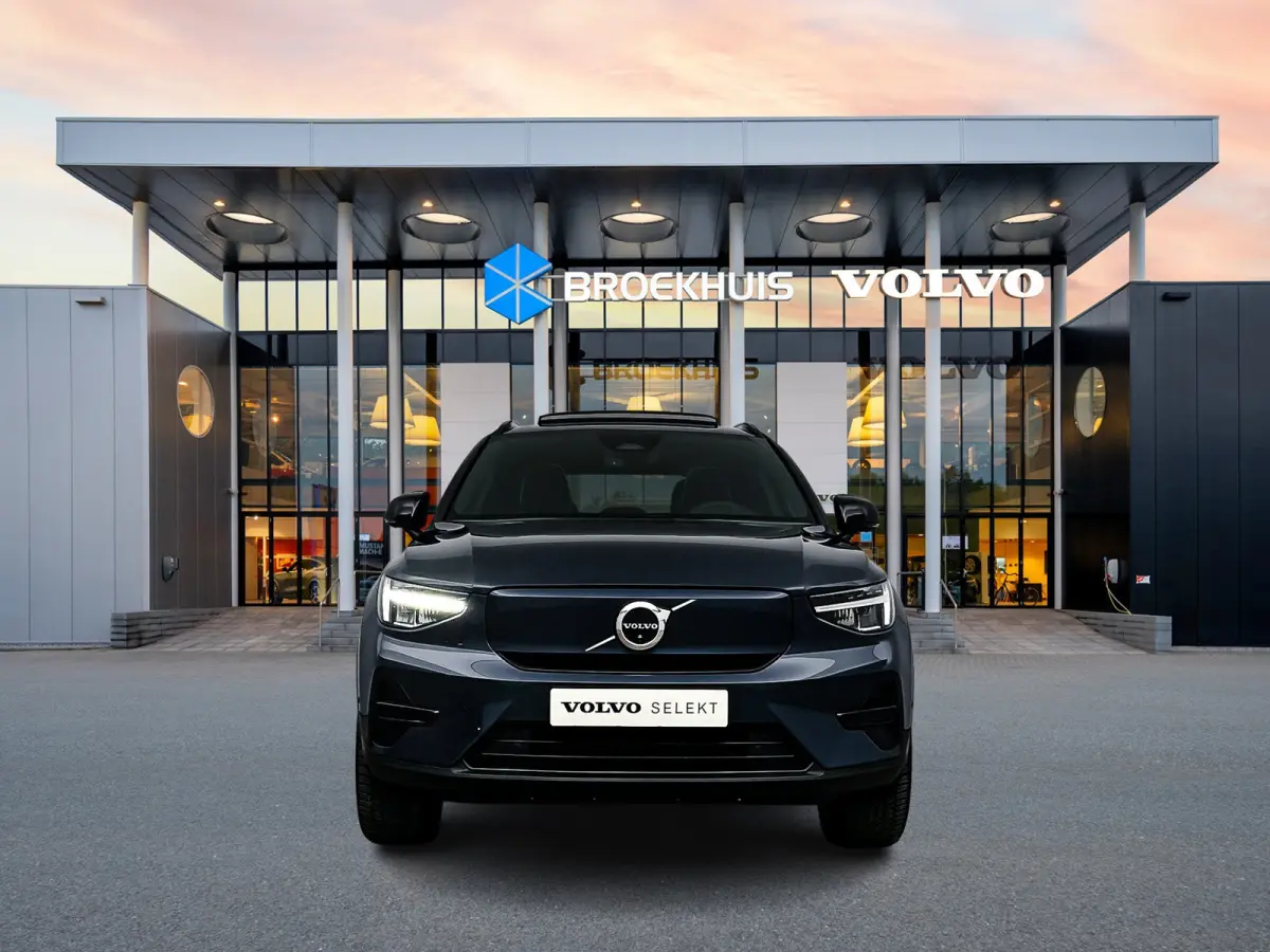 Single Motor 82kWh Ultra Europa | 19" Allseason | Getint Glas | Panoramadak | Elektr. verst. Stoelen | 360 Camera | Harman Kardon | Warmtepomp