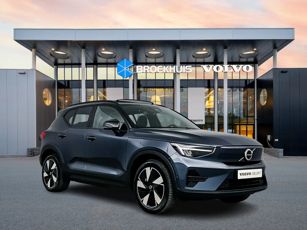 Single Motor 82kWh Ultra Europa | 19" Allseason | Getint Glas | Panoramadak | Elektr. verst. Stoelen | 360 Camera | Harman Kardon | Warmtepomp