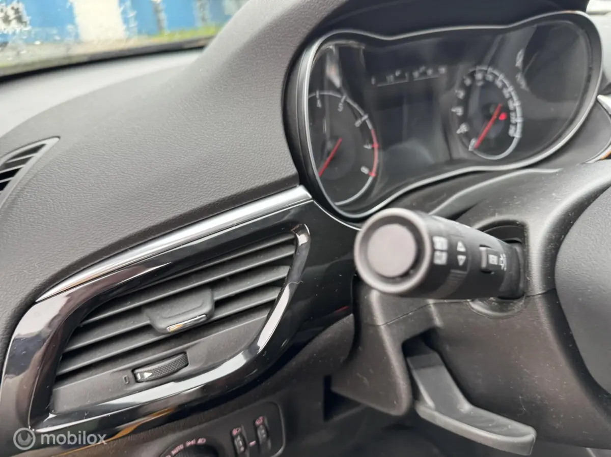 1.4 GSI OPC-LINE 150 PK NAVI Leder Climate Cruise Ctr 80492 KM GSI OPC 150 PK