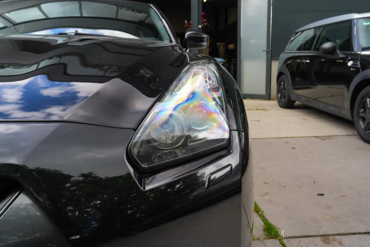 3.8 V6 Black