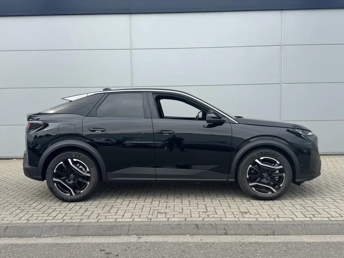 1.6 plug-in Hybrid 225 Allure | Stoelverwarming | 360 Camera | Navigatie | Adaptieve Cruise Control