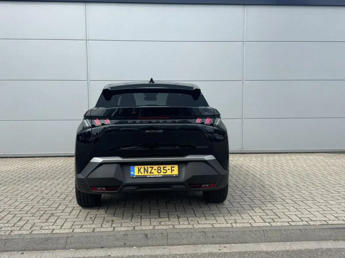 1.6 plug-in Hybrid 225 Allure | Stoelverwarming | 360 Camera | Navigatie | Adaptieve Cruise Control