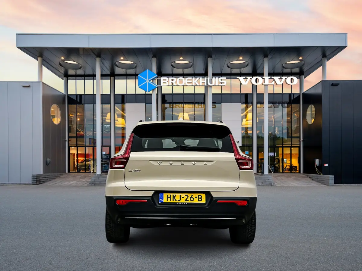 Single Motor Extended Range Plus 82 kWh | 19" Allseaso | Trekhaak | Adaptieve Cruise | BLIS | Stoel/Stuurverwarwarming | Keyless | Warmtepomp