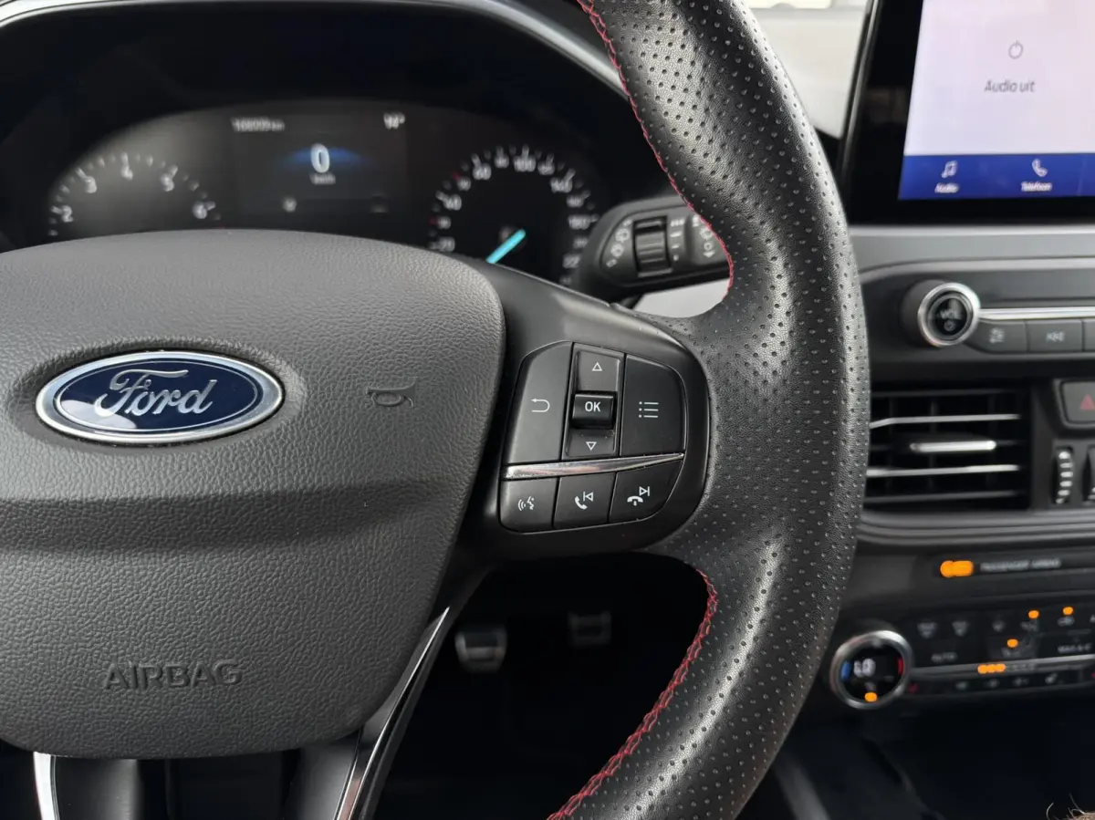 1.0 EcoBoost Hybrid ST Line Style | Carplay | Camera | Cruise | LED | DAB | Stoelverwarming | Sensoren