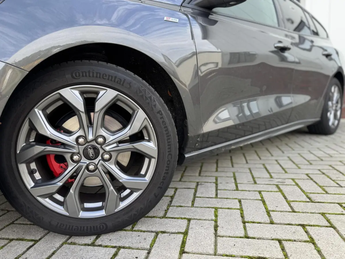 1.0 EcoBoost Hybrid ST Line Style | Carplay | Camera | Cruise | LED | DAB | Stoelverwarming | Sensoren