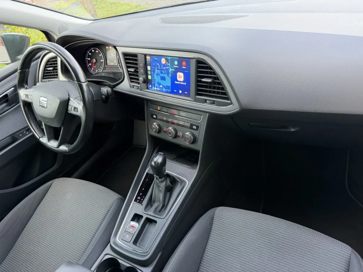 1.0 EcoTSI Style DSG CRUISE LANE CARPLAY KEYLESS