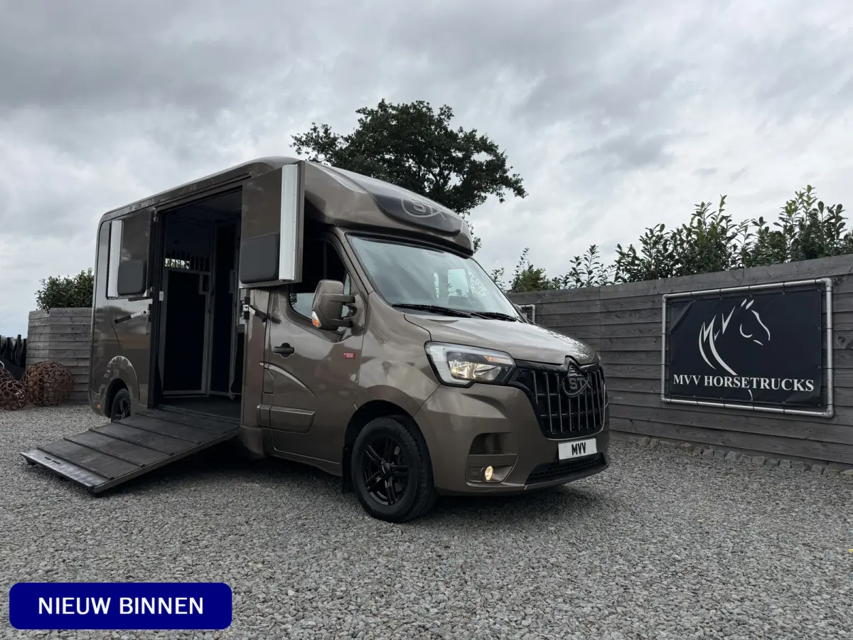 | HORSETRUCK | STX | STALLION 3XL | 2020 | HENGST | 66.064KM | 3-SEAT | MANUAL | L3 | 165PK | LUXE | BELGISCH KENTEKEN