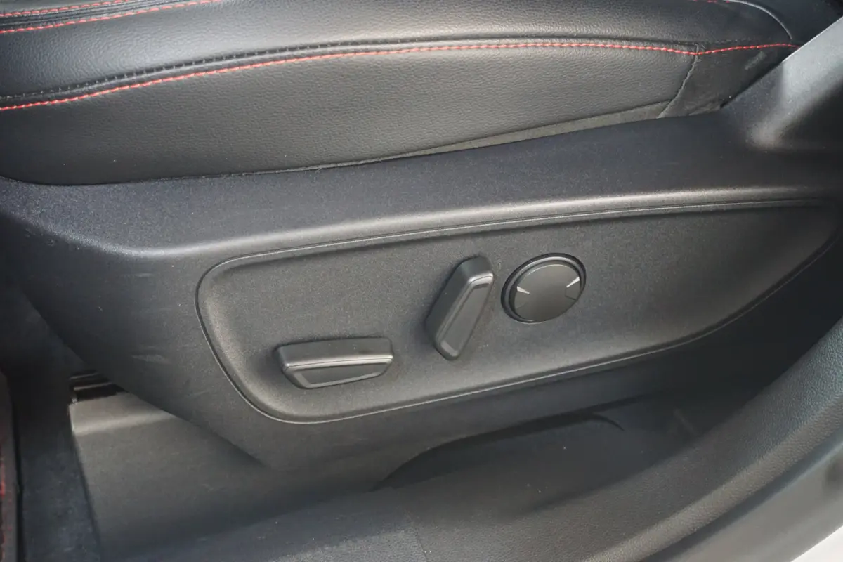 2.5 PHEV ST-Line X | Compleet! | Trekhaak Wegklapbaar | Panoramadak | Winter Pakket | Head-Up | Driver Assistance Pack |