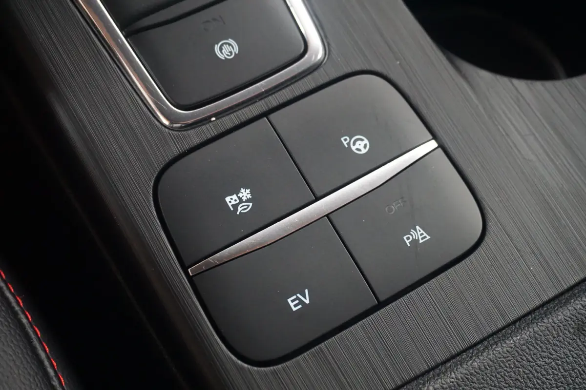 2.5 PHEV ST-Line X | Compleet! | Trekhaak Wegklapbaar | Panoramadak | Winter Pakket | Head-Up | Driver Assistance Pack |