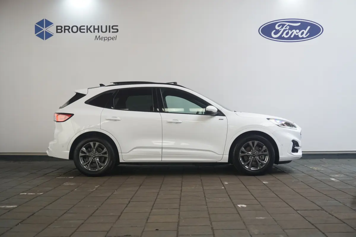 2.5 PHEV ST-Line X | Compleet! | Trekhaak Wegklapbaar | Panoramadak | Winter Pakket | Head-Up | Driver Assistance Pack |