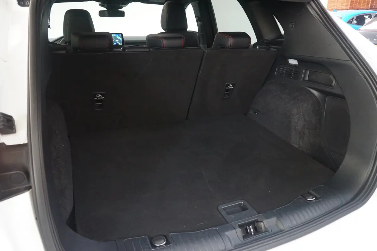 2.5 PHEV ST-Line X | Compleet! | Trekhaak Wegklapbaar | Panoramadak | Winter Pakket | Head-Up | Driver Assistance Pack |