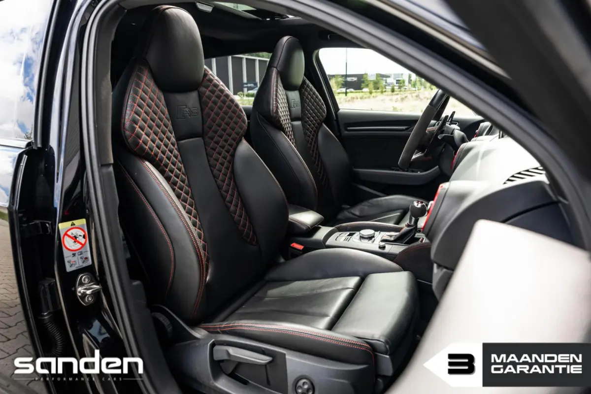 RS3 2.5TFSI quattro|Pano|Maxton|RS Seats|Carbon|B&O|ACC