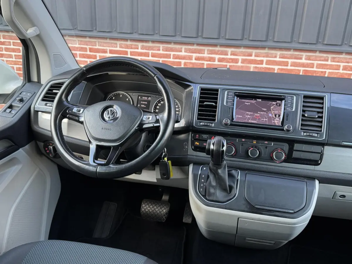 2.0 TDI 150pk Highline Dubbele Cabine Trekhaak/Carplay/Adapt.Cruise/LED/Navi/17"