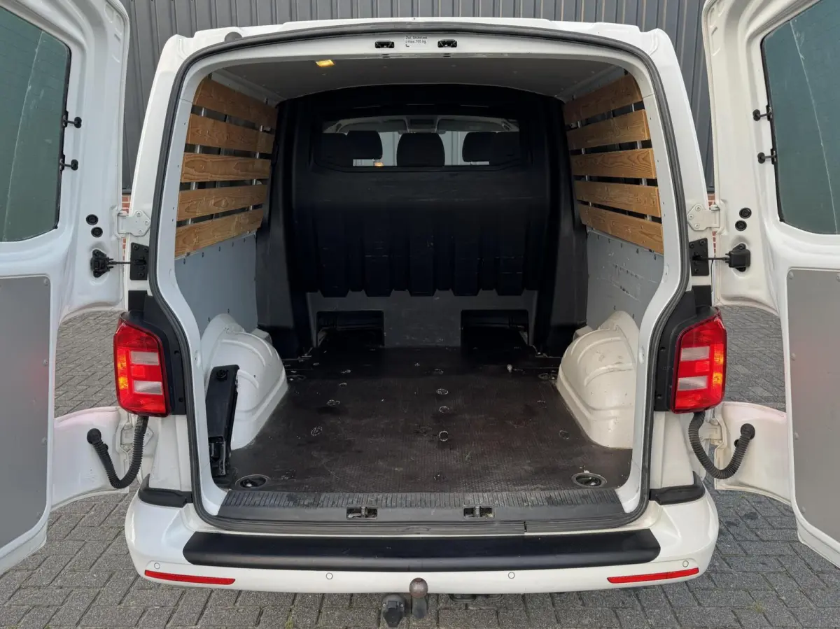 2.0 TDI 150pk Highline Dubbele Cabine Trekhaak/Carplay/Adapt.Cruise/LED/Navi/17"