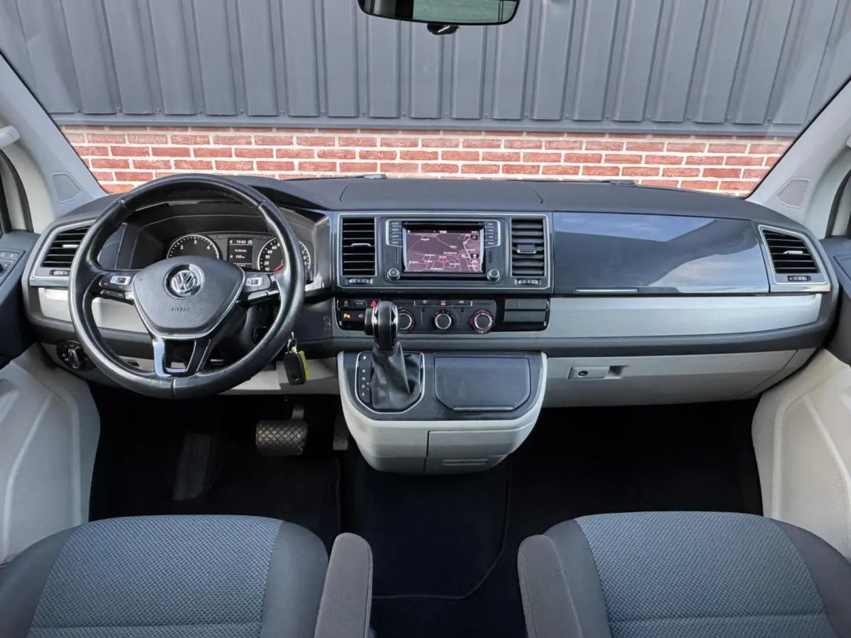 2.0 TDI 150pk Highline Dubbele Cabine Trekhaak/Carplay/Adapt.Cruise/LED/Navi/17"